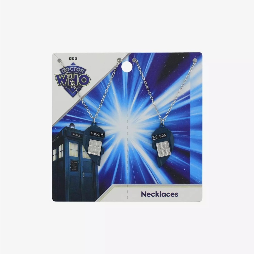 Doctor Who TARDIS Heart Best‎ Friend Necklace Set Hot Topic
